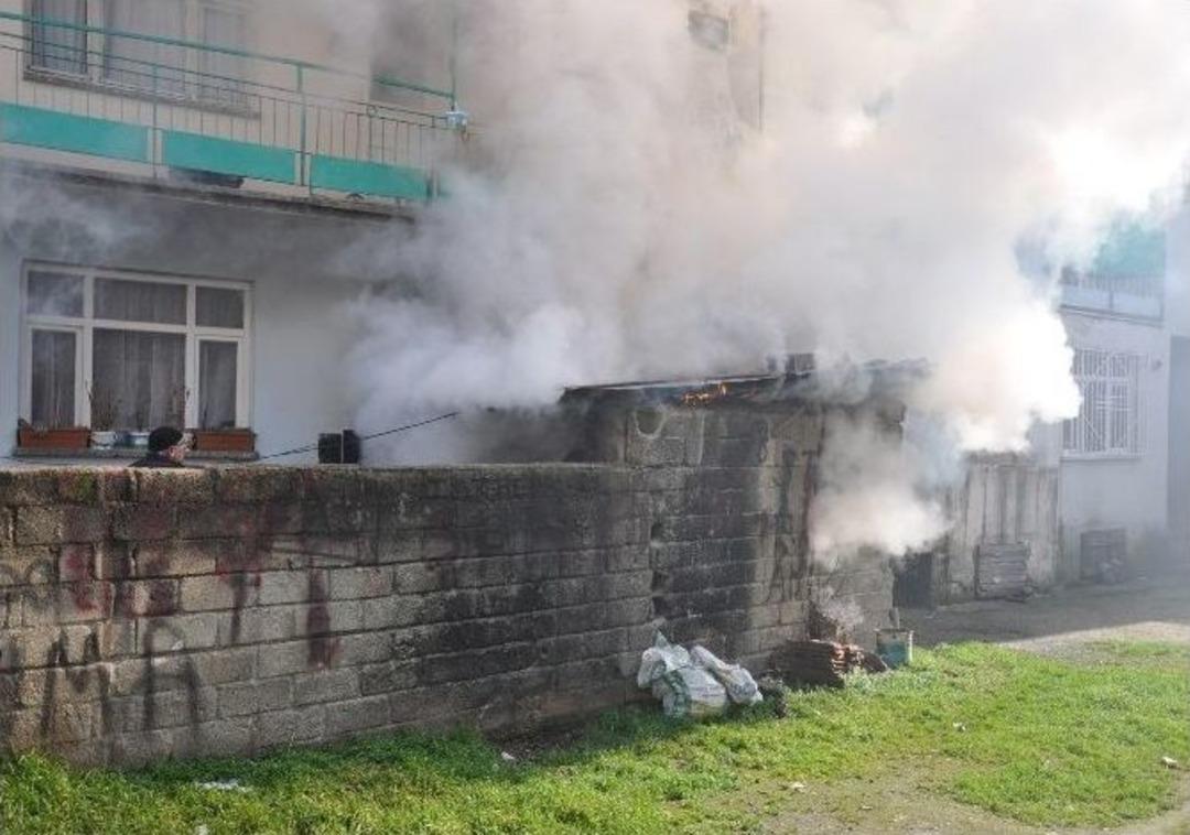 Odunluk Yangını Korkuttu