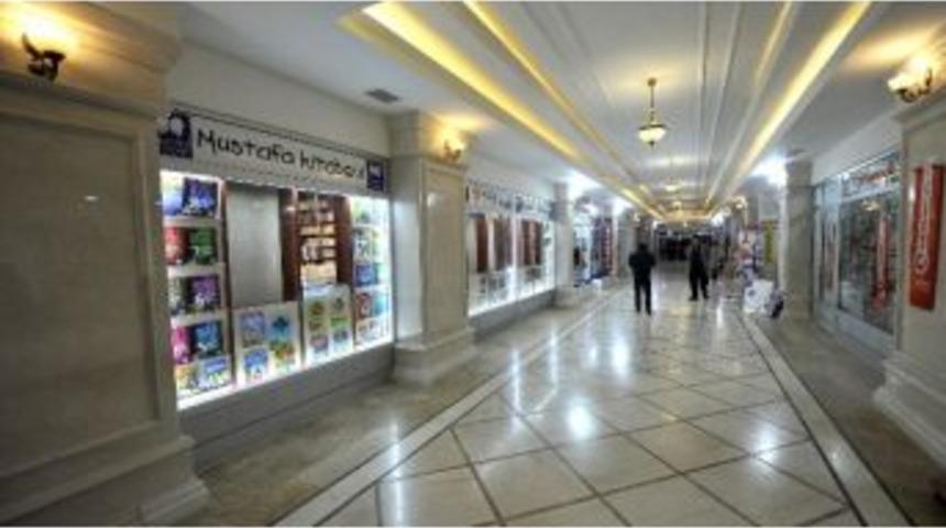 Yenilenen &rsquo;zafer &Ccedil;arşısı&rsquo; Faaliyete Ge&ccedil;ti