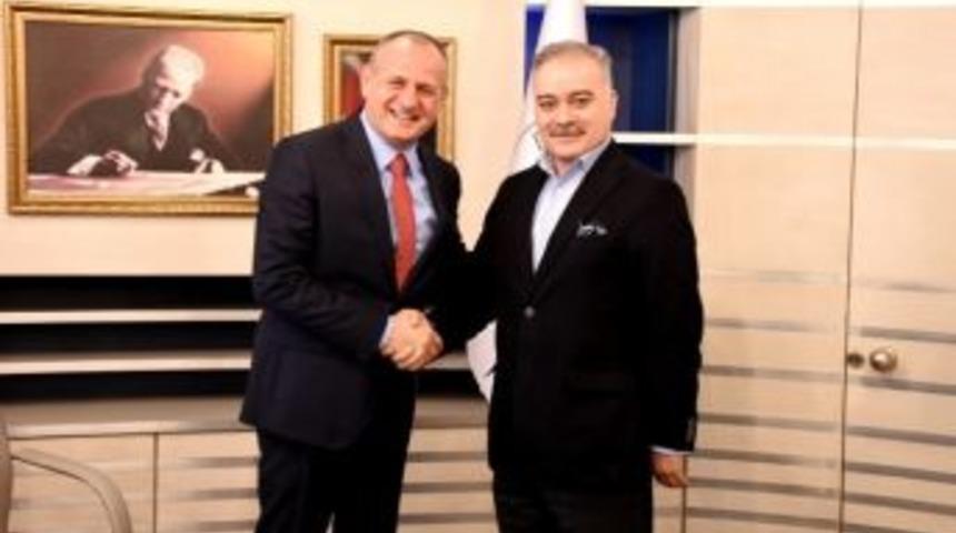 Başkan Mehmet Keleş&rsquo;e İpsiz Recep Yapımcısından Ziyaret