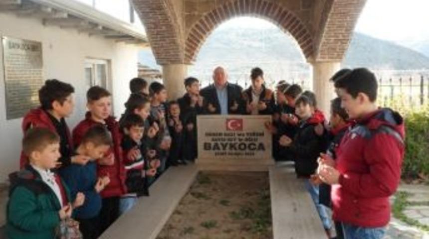 &Ccedil;ocuklardan Osmanlının İlk Şehidine Vefa