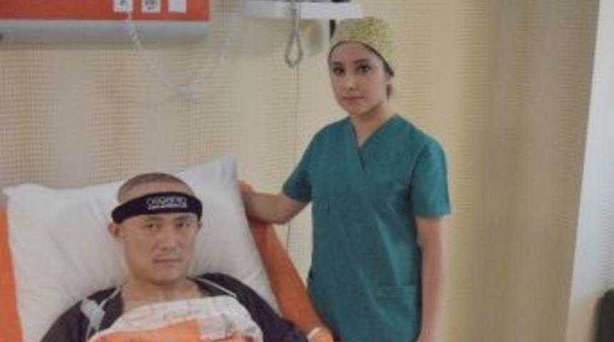 Çinli Wu Ento’da Saçlarına Kavuştu