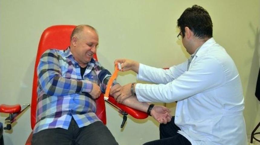 Mesut Bakkal Sağlık Kontrol&uuml;nden Ge&ccedil;ti