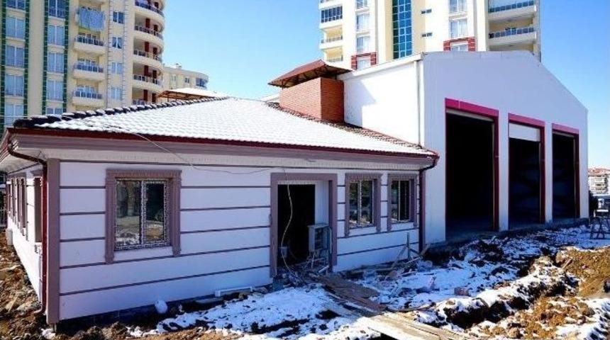 Başkan &Ccedil;akır, Yeni Merkezde İncelemelerde Bulundu