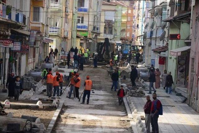 Malatya Büyükşehir Belediyesi, 2015’te Bin 200 Km Asfalt Çalışması Yaptı