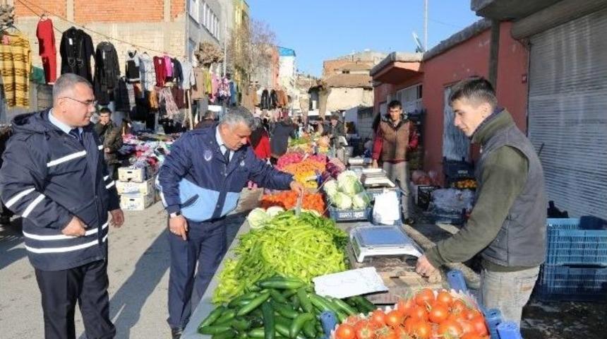 Zabıta Ekiplerinden Semt Pazarları Denetimi