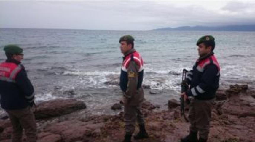 &Ccedil;anakkale Sahillerinde 869 Ka&ccedil;ak Yakalandı