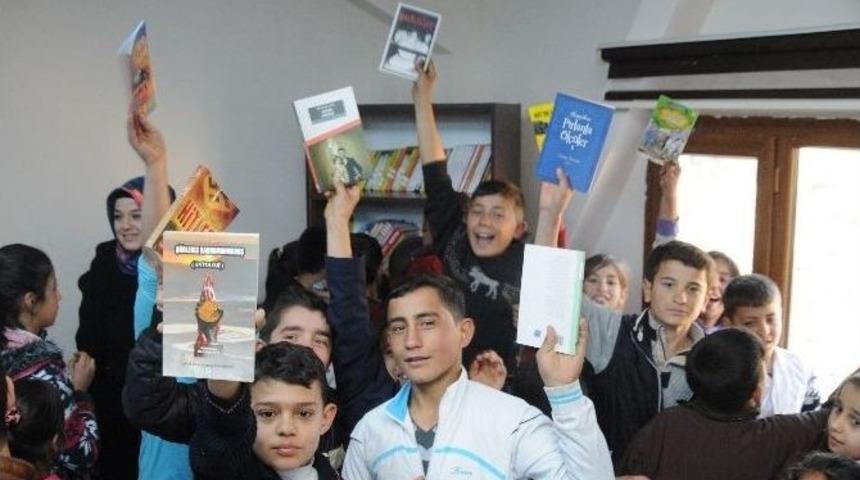 Kırsal B&ouml;lgeler &ldquo;bilgi Ve K&uuml;lt&uuml;r Evleri&rdquo; İle Donatılıyor