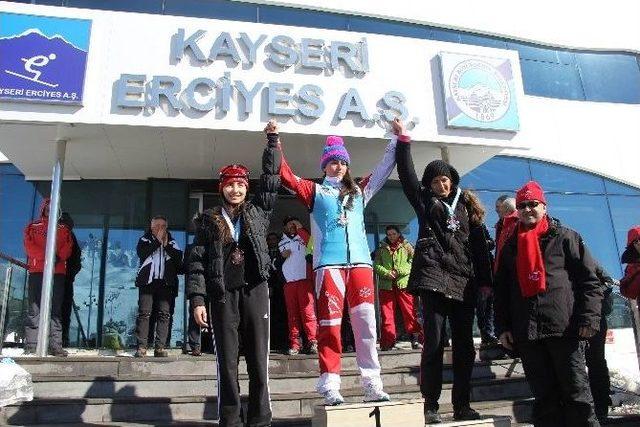 Kayaklı Koşuda, Şampiyonlar Erciyes’te