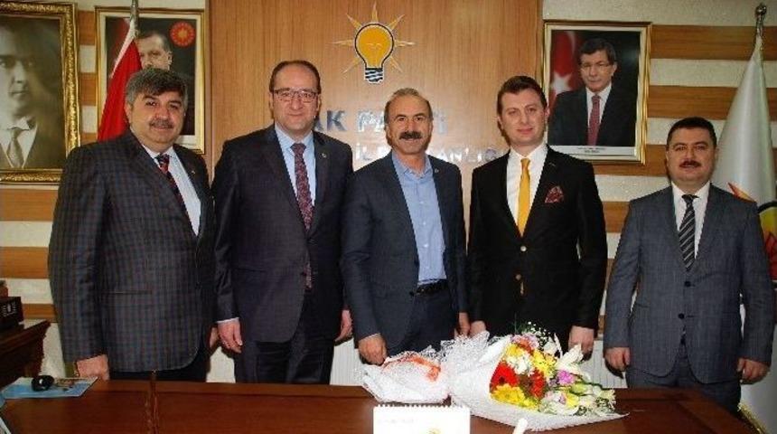 Ak Parti Eskişehir Teşkilatına Sürpriz Ziyaret