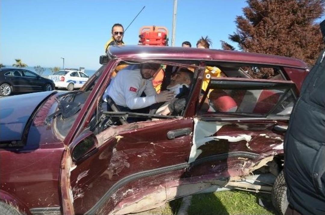 Fatsa&rsquo;da Trafik Kazası: 3 Yaralı