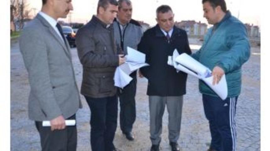 Rekt&ouml;r Acer, Spor Salonunda İncelemelerde Bulundu