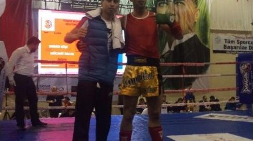 Didimli 2 Muay Thaicilerden Biri Madalya İle D&ouml;nd&uuml;