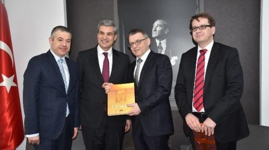 &Ccedil;ek Cumhuriyetinden T&uuml;rkiye&rsquo;ye Sığınmacı Ve Ab Desteği