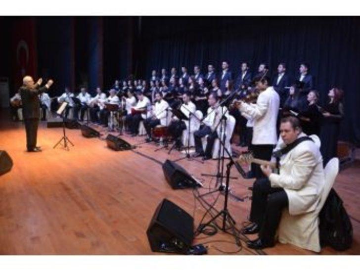 ‘turnaların Türküleri’ Konseri Mersinlilerin Gönlünü Fethetti