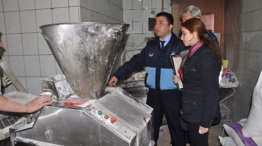 Kemer&rsquo;de Fırın Ve Market Denetimi