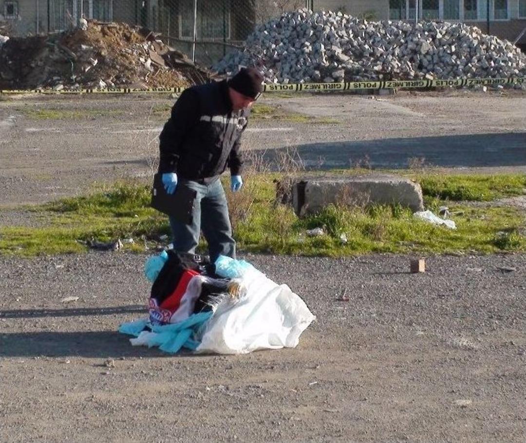 Valiz İ&ccedil;erisinde Par&ccedil;alanmış Kadın Cesedi Bulundu