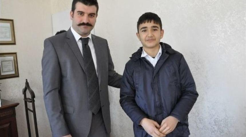 Arguvan&rsquo;da Başarılı &Ouml;ğrenciler &Ouml;d&uuml;llendirildi