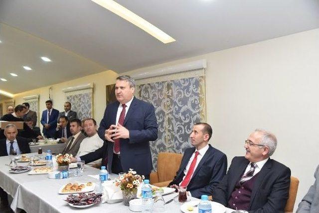 Yunusemre Belediye Başkanı Alaşehir’de Stk’larla Buluştu