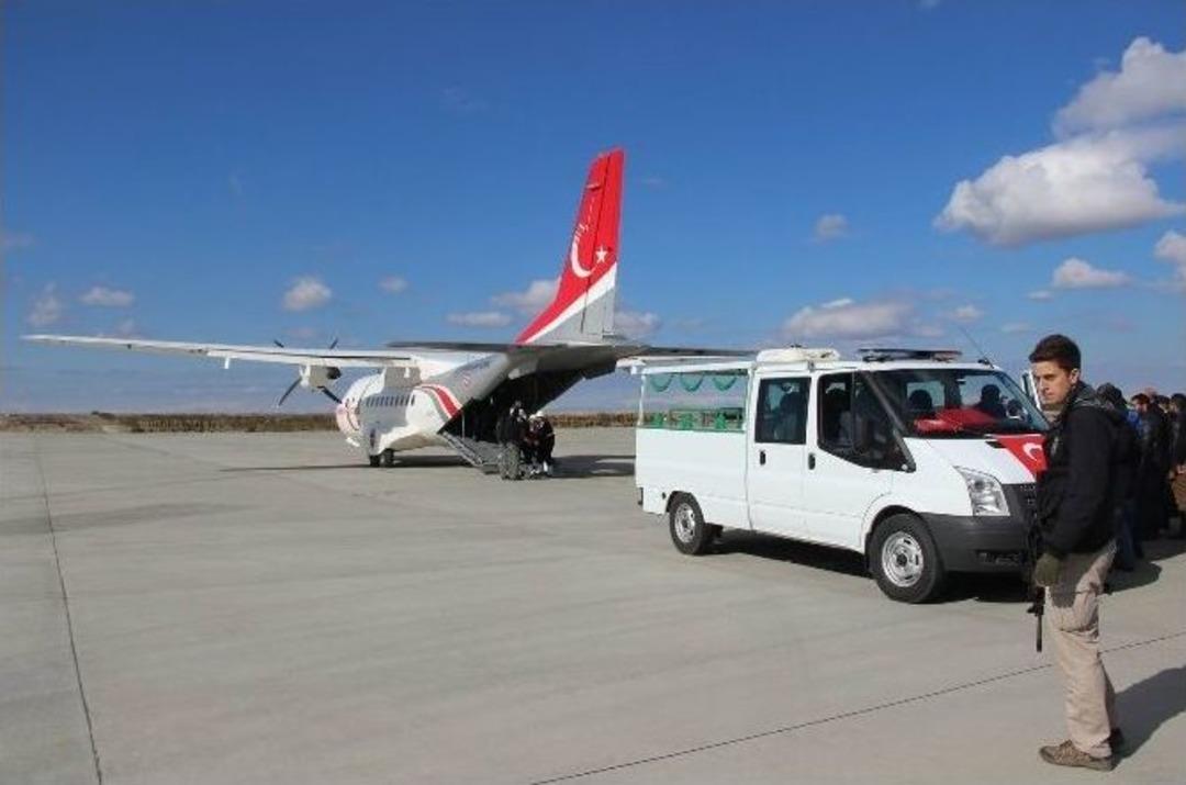 Hakkari&rsquo;de Şehit Olan Polis Memurunun Cenazesi Şanlıurfa&rsquo;da Defnedildi