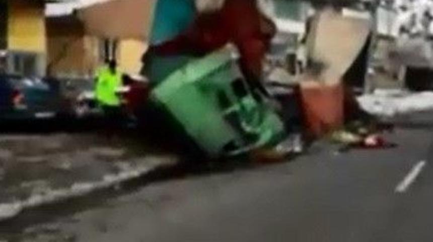 Tortum&rsquo;da Trafik Kazası: 2 &Ouml;l&uuml;, 3 Yaralı