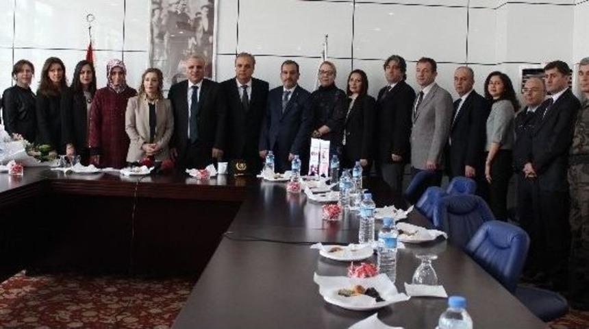 Elazığ&rsquo;dan Şehit Yakınlarına &Ouml;rnek Davranış