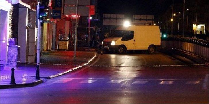 Şüpheli Paketten Kaldırım Taşı Çıktı G2