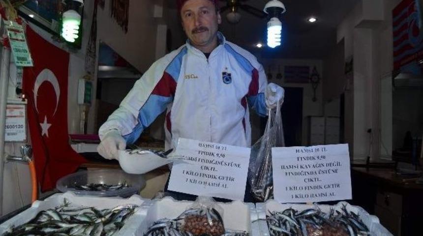 1 Kilogram Fındık Getirene 1 Kilogram Hamsi D&ouml;nemi