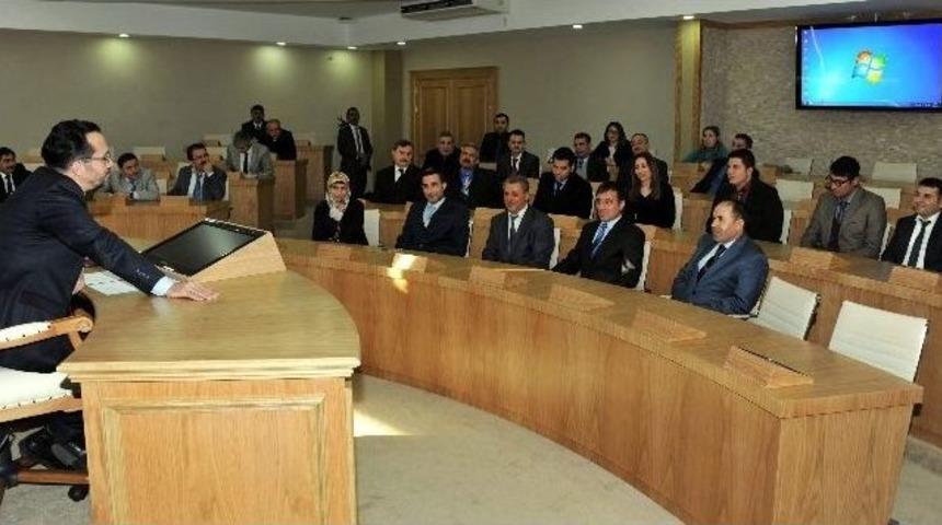 Rekt&ouml;r Bircan, G&ouml;revde Y&uuml;kselen Personeli Ağırladı