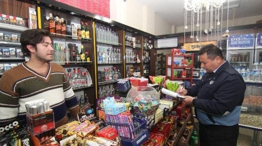 Menderes&rsquo;te Okula Yakın Alanlarda Sigara Denetimi