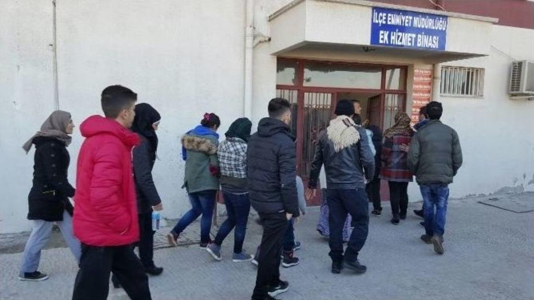 Ayvalık&rsquo;ta 24 G&ouml;&ccedil;men Ve 9 Organizat&ouml;r Yakalandı