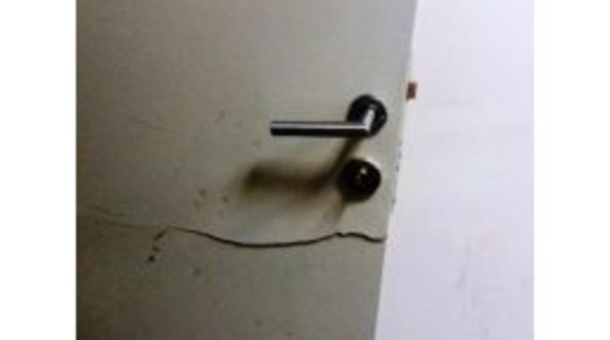 Cephanelik Stadına Zarar Veriliyor