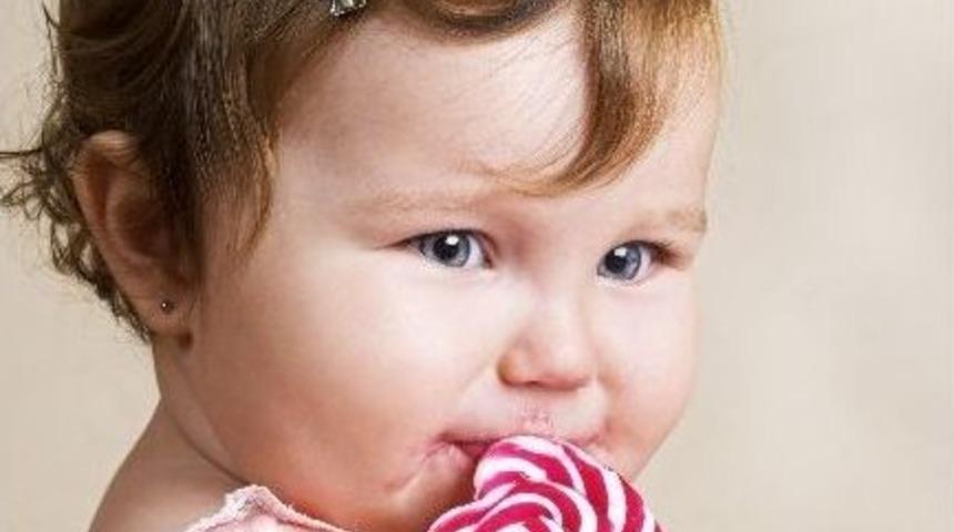 Uzman Diyetisyen Işın Sayın: &ldquo;&ccedil;ocukları Mutlu Etmek İ&ccedil;in Şekerli Gıdalar Vermeyin&rdquo;