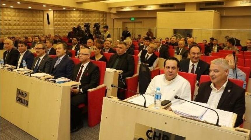 Manisa&rsquo;da Asfaltlanmayan B&ouml;lge Kalmayacak