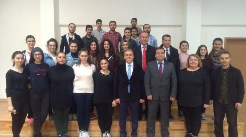 Milletvekili Kavuncu, Gen&ccedil;lik Merkezini Ziyaret Etti