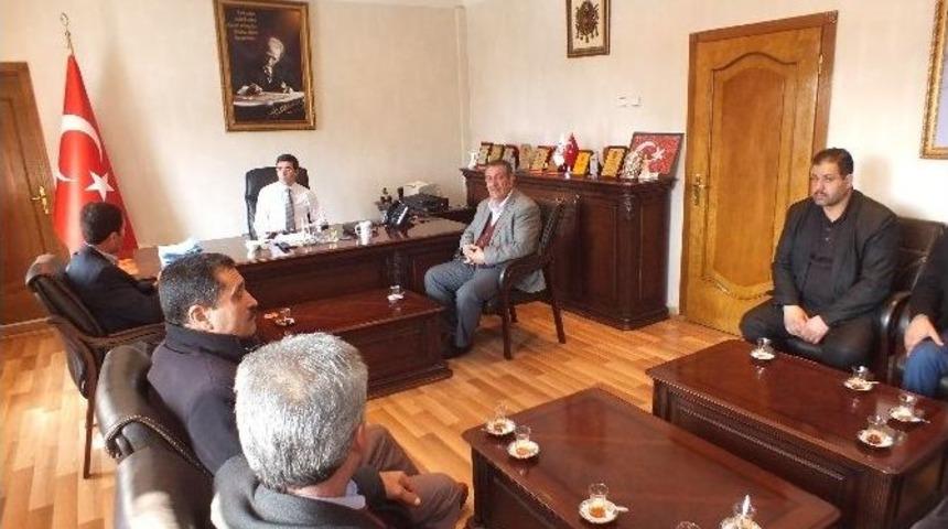Kaymakam Kırlı Muhtarlarla Bir Araya Geldi