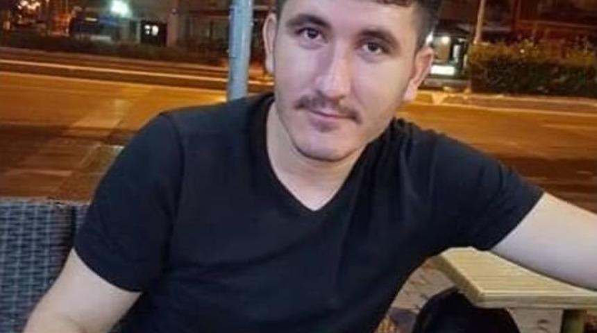 Balıkesir Şehidine Ağlıyor