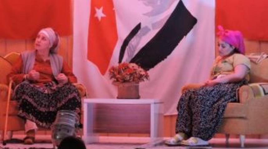 "kanser Kanka" G&ouml;lpazarı Halkı İle Buluştu