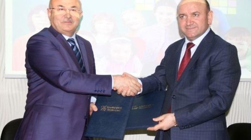 Teoriyle Pratiği Birleştiren &Uuml;niversite