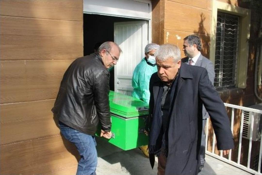 Adlı Tıp Kurumunda İşlemleri Tamamlanan Ter&ouml;rist Cenazeleri Hastane Morguna Konuldu