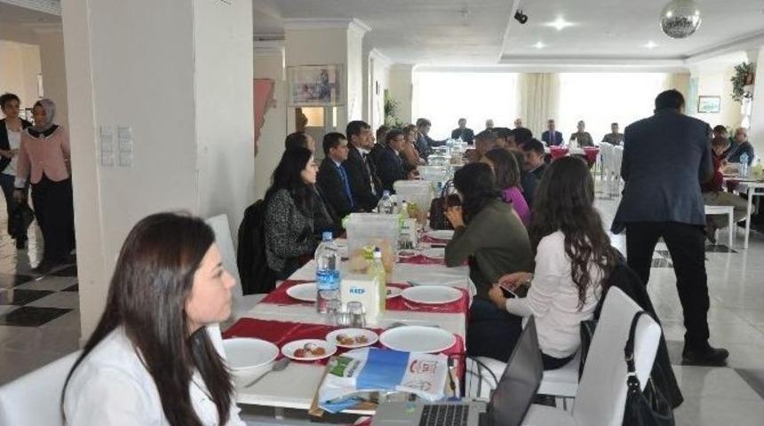 "matematik Yarışması"nda Dereceye Giren &Ouml;ğrenciler &Ouml;d&uuml;llendirildi