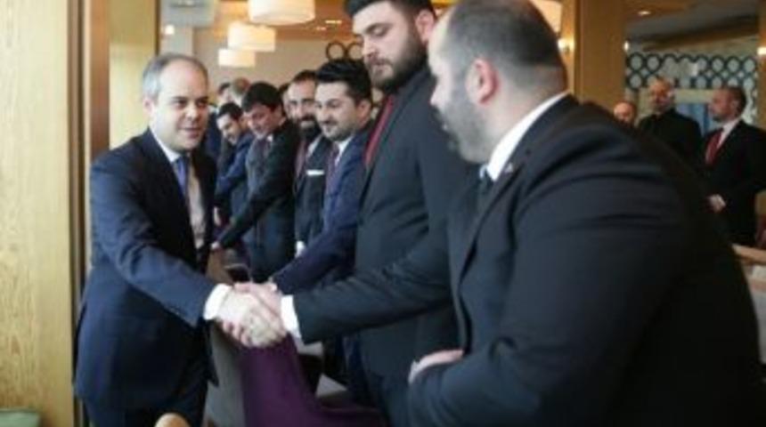 Bakan Kılı&ccedil; Samsunlu Gen&ccedil; İş Adamlarını Kabul Etti