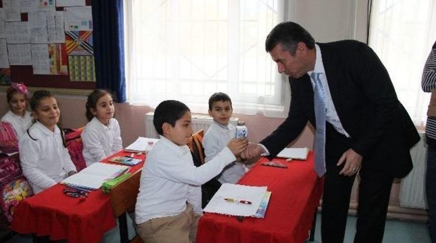 Okullarda S&uuml;t Dağıtımı Başladı