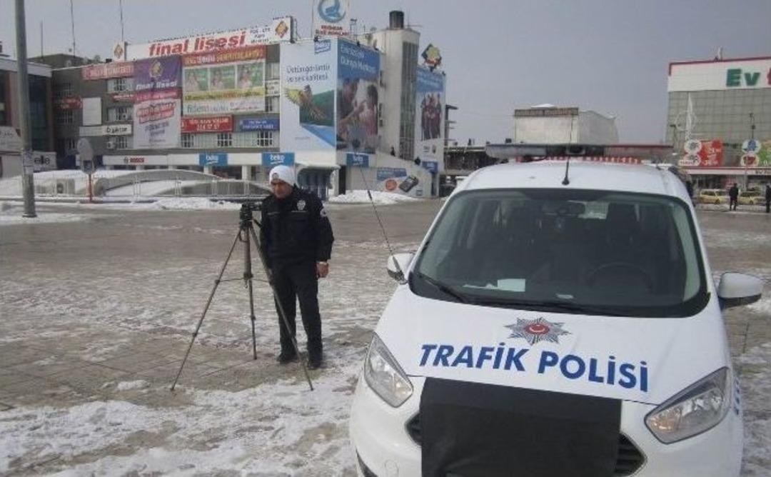 Erzincan&rsquo;da S&uuml;r&uuml;c&uuml;lere Ceza Yağdı