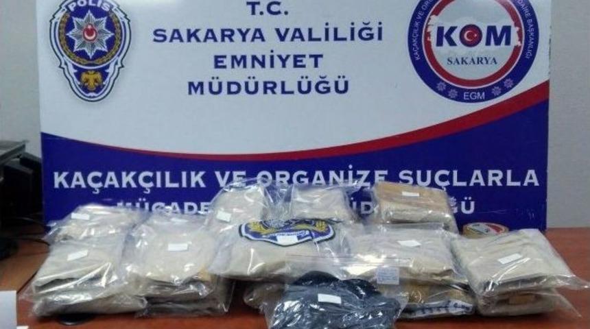 Valizden 16 Kilo Eroin &Ccedil;ıktı