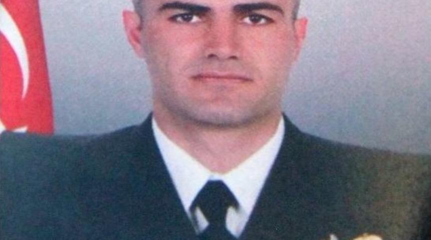 Şehit Y&uuml;zbaşının Baba Evine Taziye Ziyaretleri