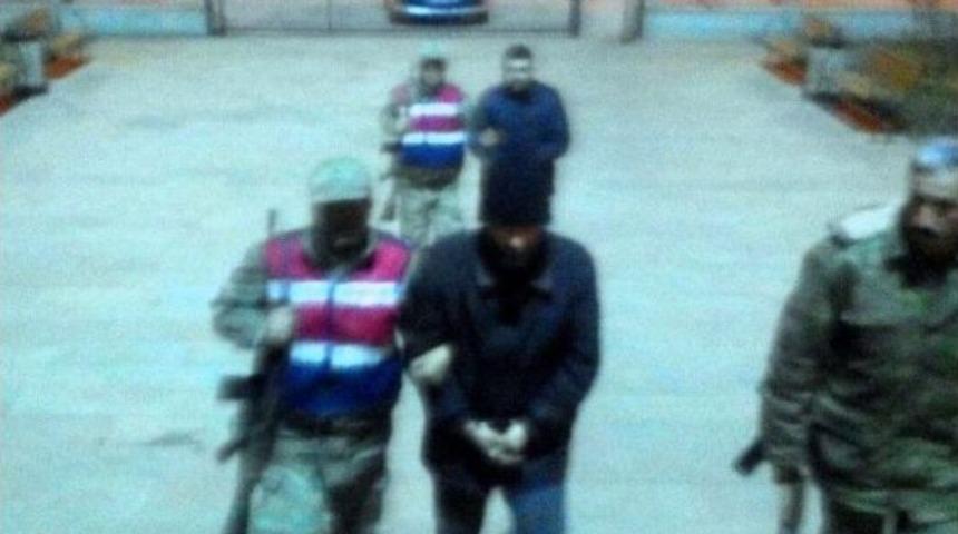 Kablo Hırsızları Tutuklandı