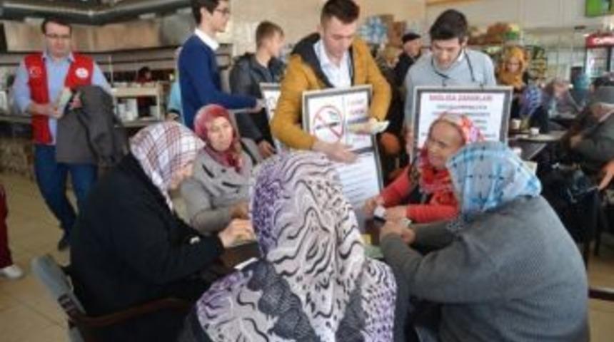 Sigara Konusunda Bilin&ccedil;lendirme Standı A&ccedil;ıldı