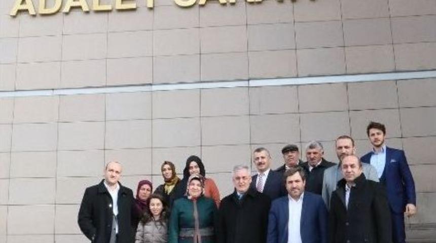 Ey&uuml;p&rsquo;te Kemal Kılı&ccedil;daroğluna Su&ccedil; Duyurusu