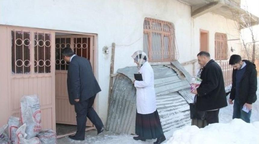 M&uuml;d&uuml;r İmren&rsquo;den Hasta Ziyareti