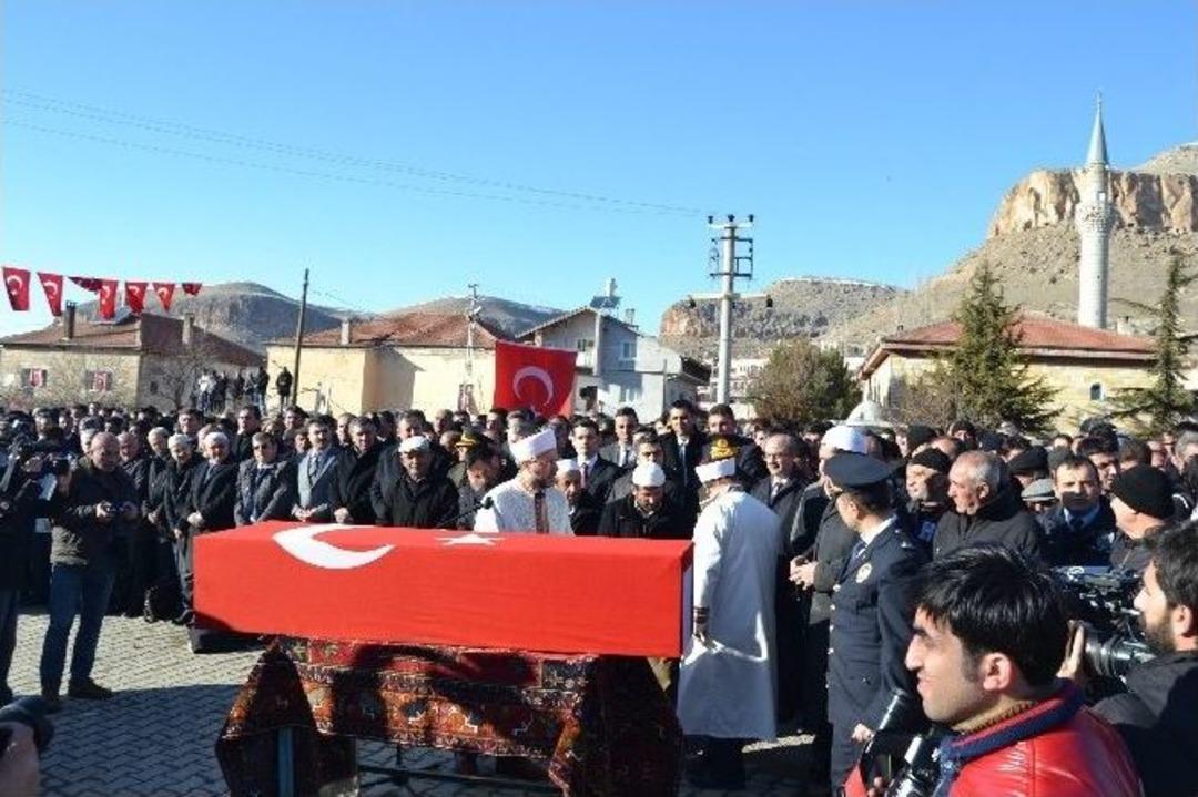 Kayseri Şehidini Uğurladı
